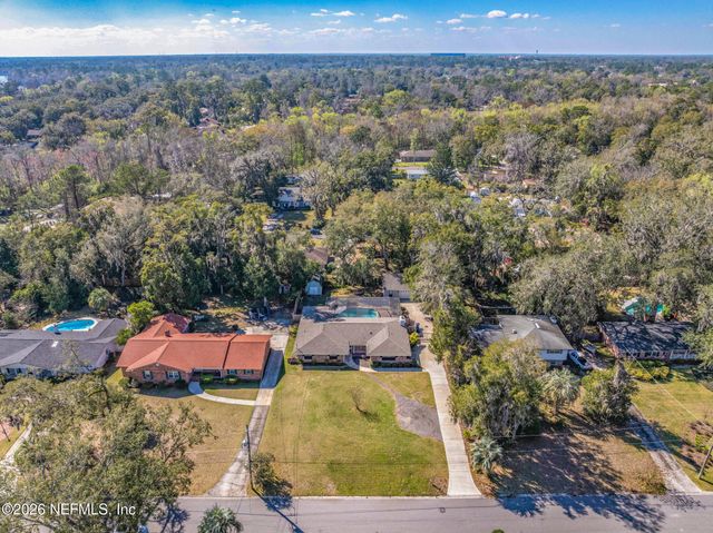 2320 HOLLY LEAF Lane, Orange Park, FL 32073