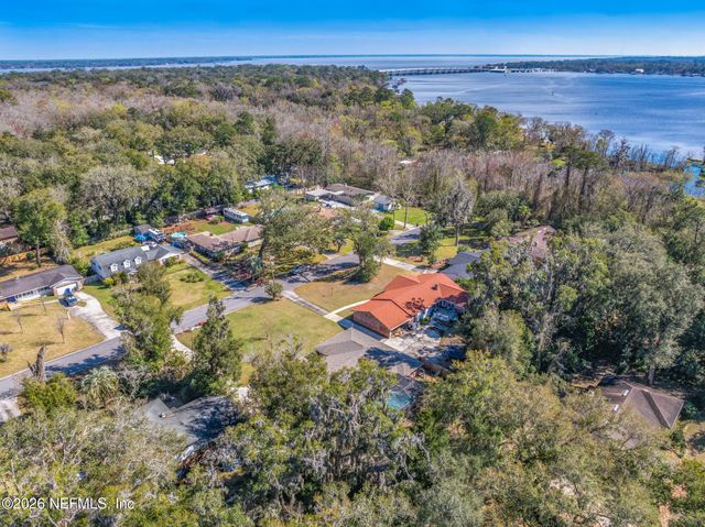 2320 HOLLY LEAF Lane, Orange Park, FL 32073