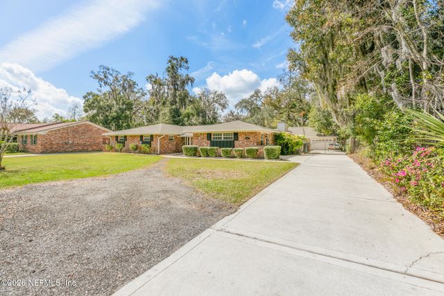 2320 HOLLY LEAF Lane, Orange Park, FL 32073