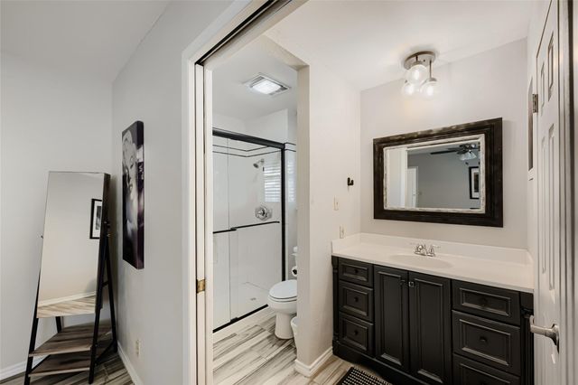 1300 Neans DR, Austin, TX 78758
