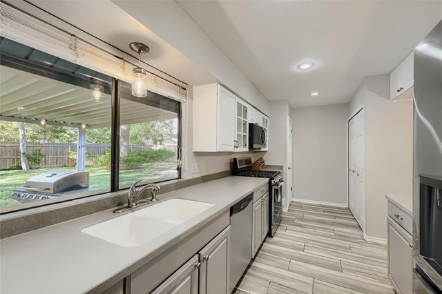 1300 Neans DR, Austin, TX 78758