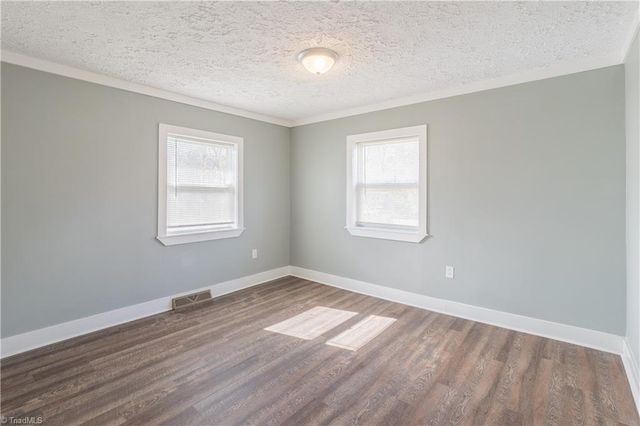 155 Calvary Drive, Mount Airy, NC 27030