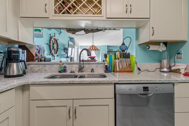 1425 S Ocean Blvd Unit 5G, North Myrtle Beach, SC 29582
