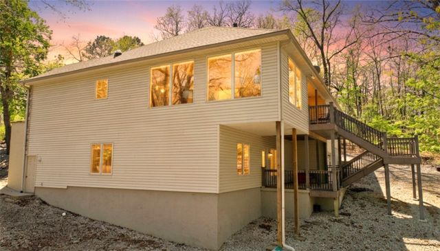1 Hedges Circle, Bella Vista, AR 72715
