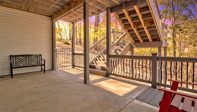 1 Hedges Circle, Bella Vista, AR 72715
