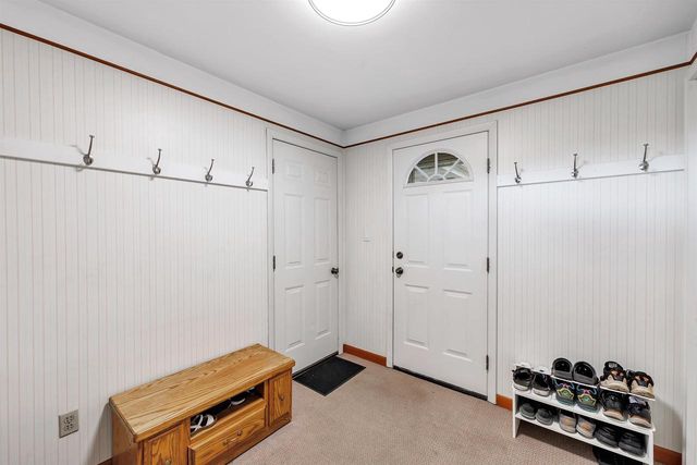 2400 S RIDGE ROAD, Green Bay, WI 54304