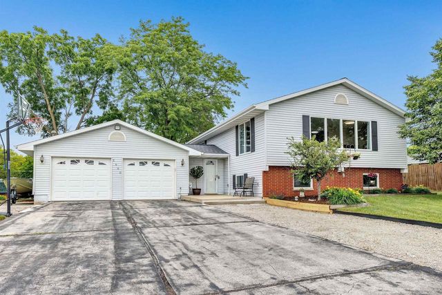 2400 S RIDGE ROAD, Green Bay, WI 54304