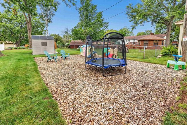 2400 S RIDGE ROAD, Green Bay, WI 54304