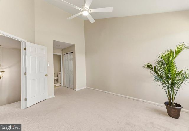 5210 RIVERFRONT DR, Palmyra, NJ 08065