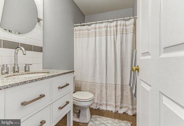 5210 RIVERFRONT DR, Palmyra, NJ 08065