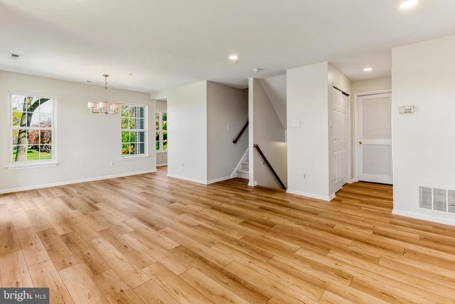 5210 RIVERFRONT DR, Palmyra, NJ 08065