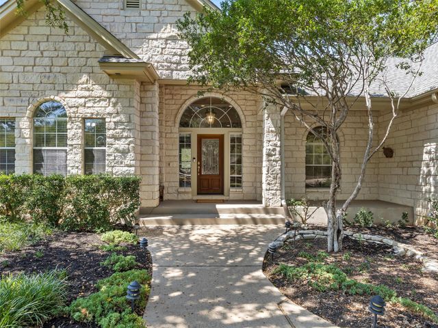 130 Sabine DR, Cedar Creek, TX 78612