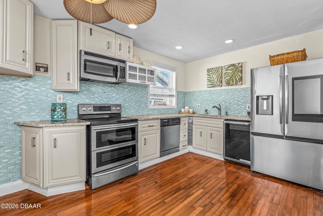 129 Rosalyn Avenue, Daytona Beach, FL 32118