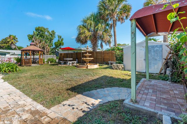 129 Rosalyn Avenue, Daytona Beach, FL 32118