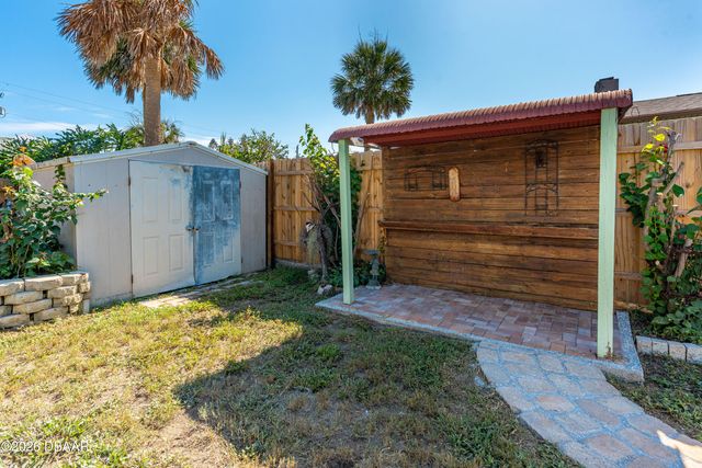 129 Rosalyn Avenue, Daytona Beach, FL 32118