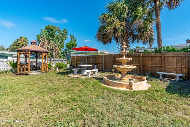 129 Rosalyn Avenue, Daytona Beach, FL 32118