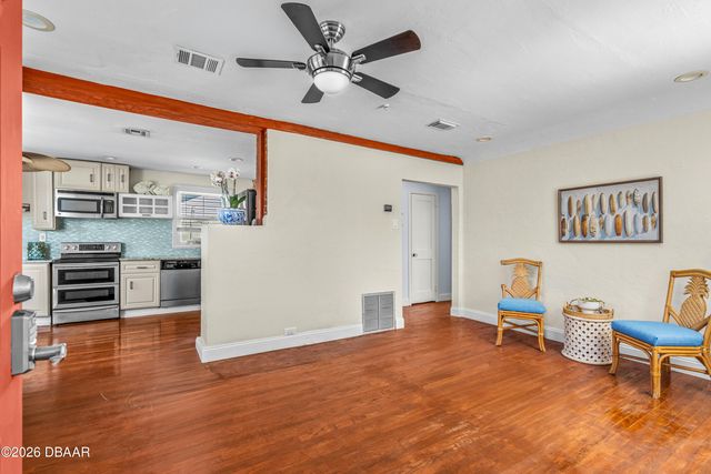 129 Rosalyn Avenue, Daytona Beach, FL 32118