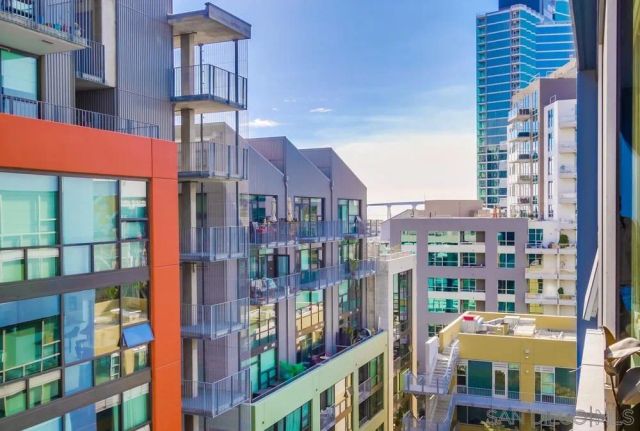 321 10th Ave 903, San Diego, CA 92101