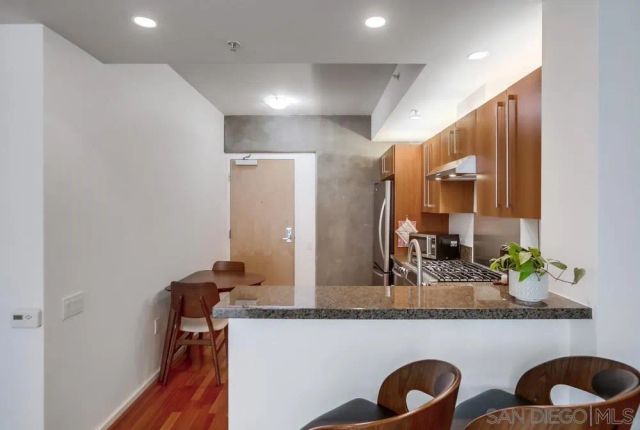 321 10th Ave 903, San Diego, CA 92101
