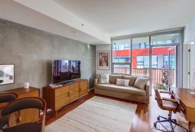 321 10th Ave 903, San Diego, CA 92101