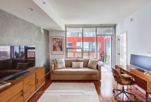 321 10th Ave 903, San Diego, CA 92101