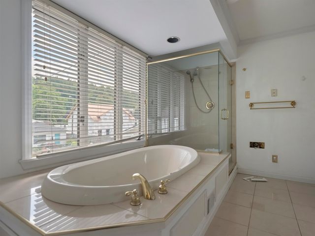 311 E 11th Ave, Huntington, WV 25701