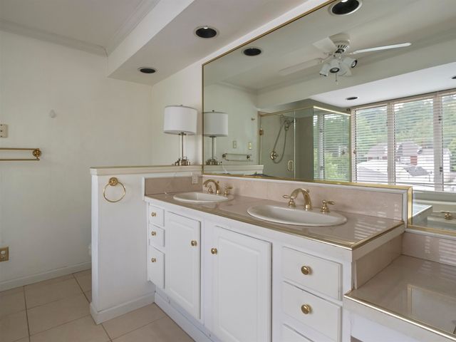 311 E 11th Ave, Huntington, WV 25701