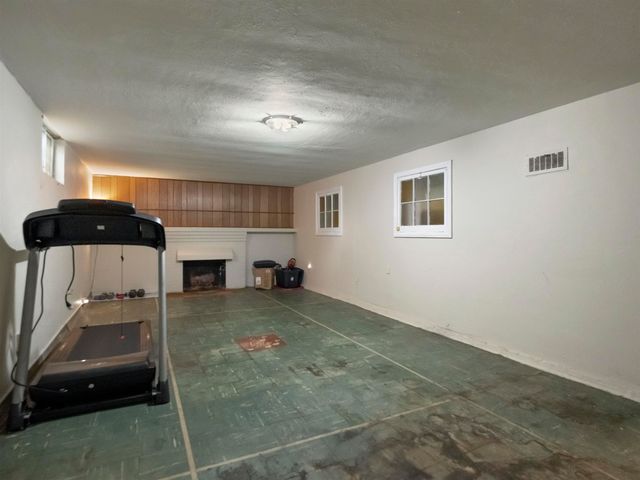 311 E 11th Ave, Huntington, WV 25701
