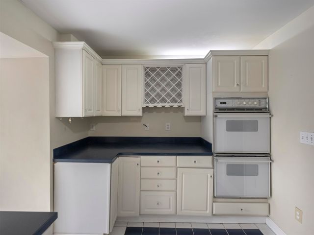 311 E 11th Ave, Huntington, WV 25701