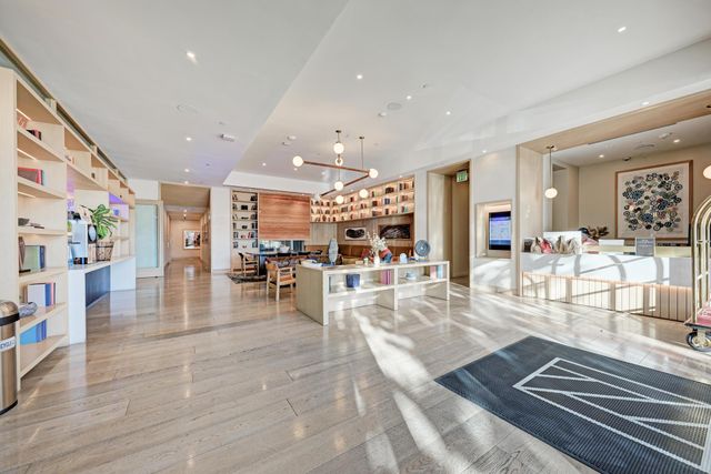 48 East Ave 2802, Austin, TX 78701