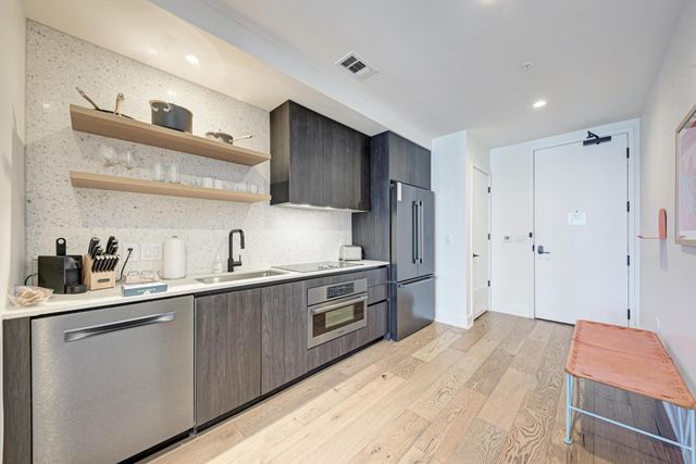 48 East Ave 2802, Austin, TX 78701