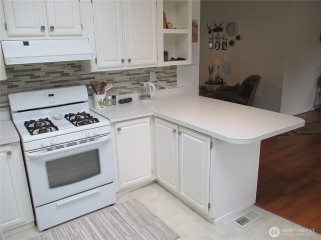 2250 Lost Creek Ln NW NW, Bremerton, WA 98312