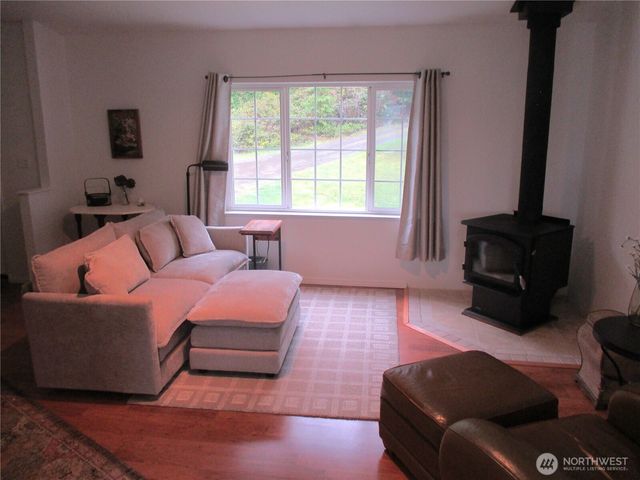 2250 Lost Creek Ln NW NW, Bremerton, WA 98312