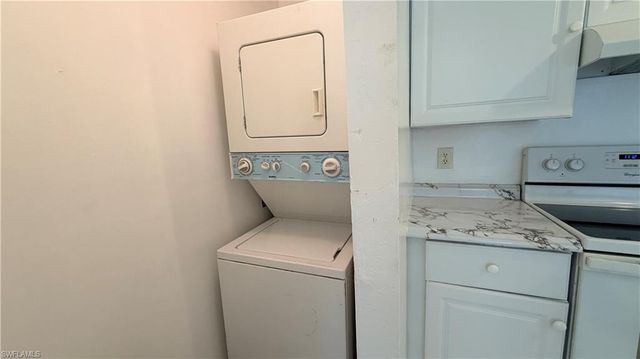3407 Winkler AVE 309, Fort Myers, FL 33916