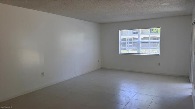 3407 Winkler AVE 309, Fort Myers, FL 33916