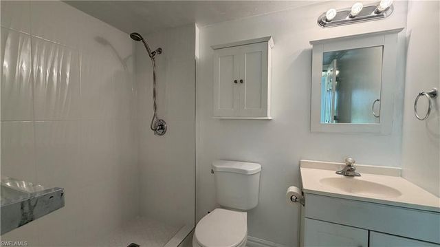 3407 Winkler AVE 309, Fort Myers, FL 33916