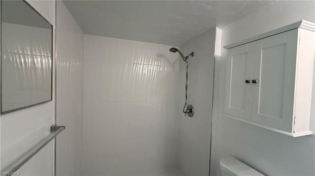 3407 Winkler AVE 309, Fort Myers, FL 33916