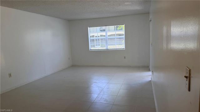 3407 Winkler AVE 309, Fort Myers, FL 33916