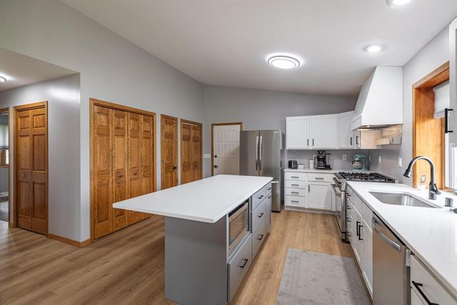 N8620 Garfield ROAD, Holmen, WI 54636