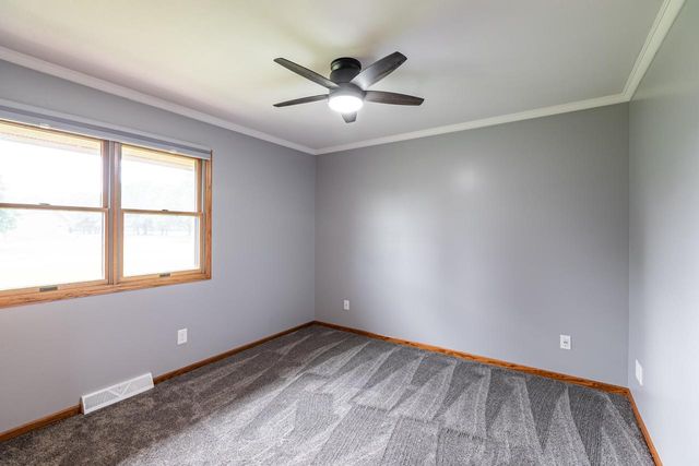 N8620 Garfield ROAD, Holmen, WI 54636
