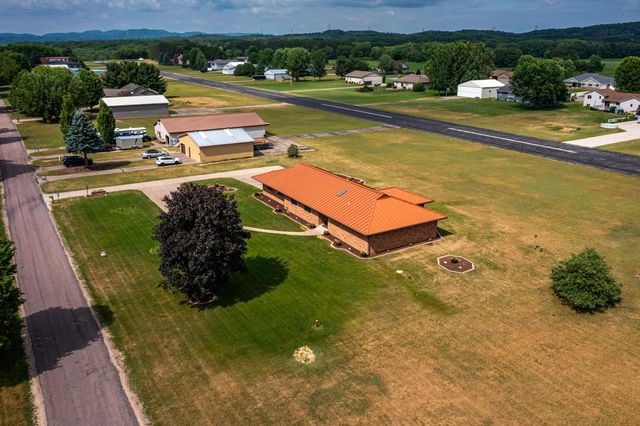 N8620 Garfield ROAD, Holmen, WI 54636