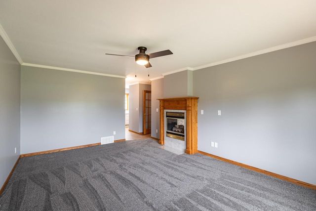 N8620 Garfield ROAD, Holmen, WI 54636