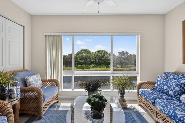 5906 Crystal Shores Drive 208, Boynton Beach, FL 33437