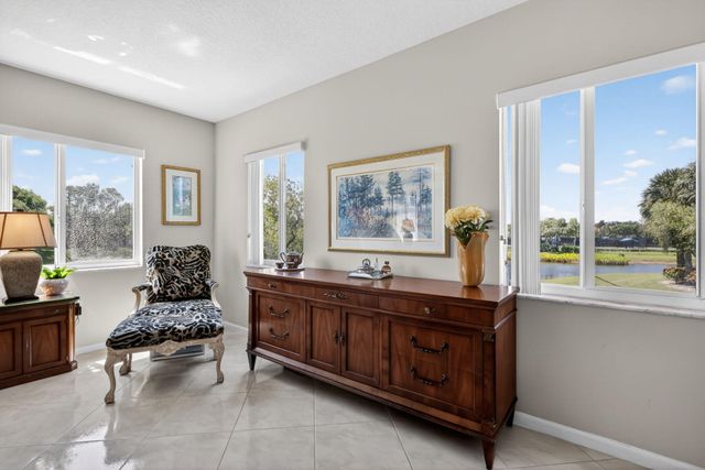 5906 Crystal Shores Drive 208, Boynton Beach, FL 33437