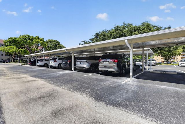 5906 Crystal Shores Drive 208, Boynton Beach, FL 33437