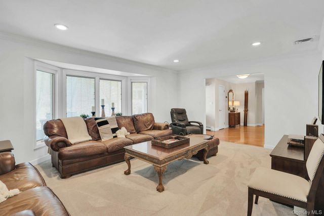 44 McCulloch Drive, Dix Hills, NY 11746