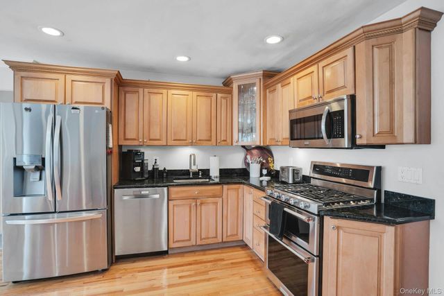 44 McCulloch Drive, Dix Hills, NY 11746