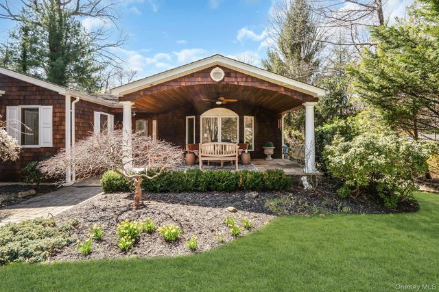 44 McCulloch Drive, Dix Hills, NY 11746