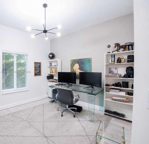 16301 Malibu Drive 79, Weston, FL 33326