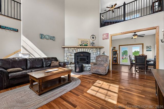 21347 S 397 East Avenue, Porter, OK 74454
